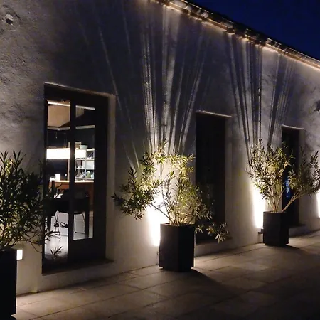 Molino Rehabilitado Con Gran Terraza Y Piscina Holiday home Paterna